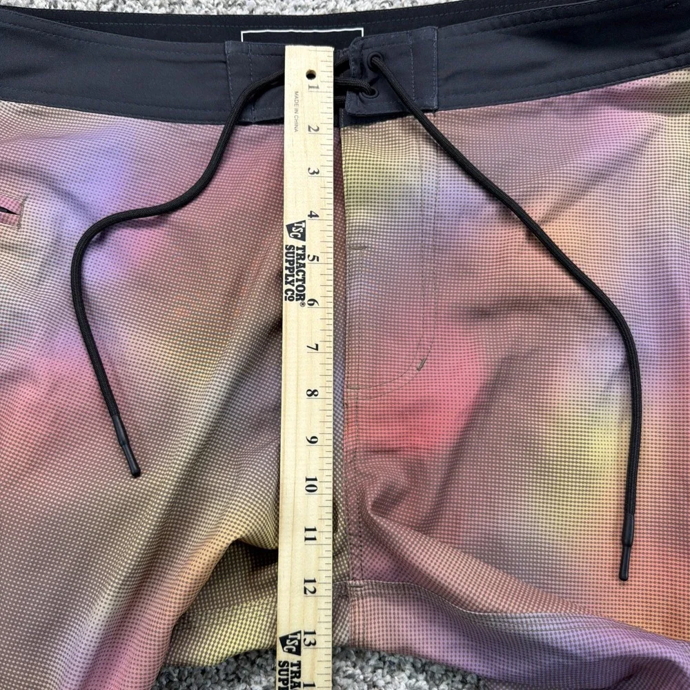 Lost Board Shorts Bathing Suit Trunks Men's Size 36 Rare Beach Skate Surf